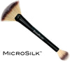 EVE PEARL 204 MicroSilk™ Dual Fan Highlighter Brush EVE PEARL 204 MicroSilk™ Dual Fan Highlighter Brush