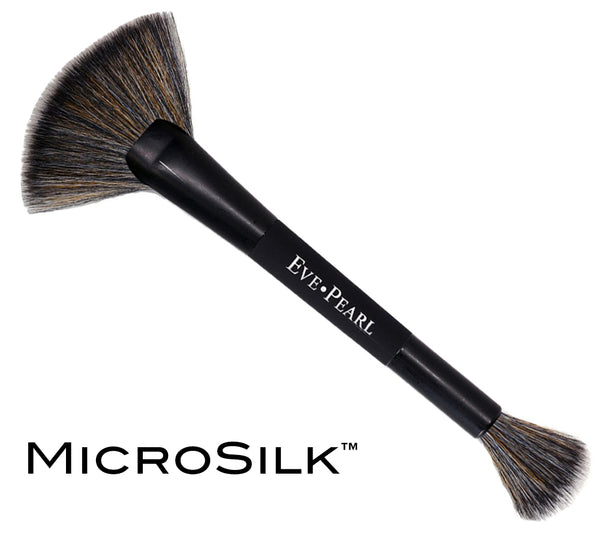 EVE PEARL B204 MicroSilk™ Dual Fan Highlighter Brush EVE PEARL GreatFaces